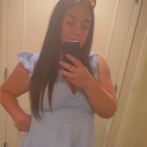 Meet your Posher, Jessie - Picture 3 of 4